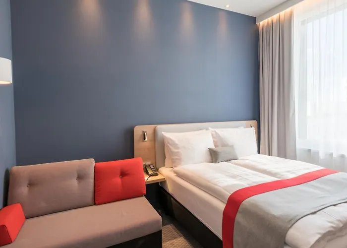 Express - By Ihg Hotel