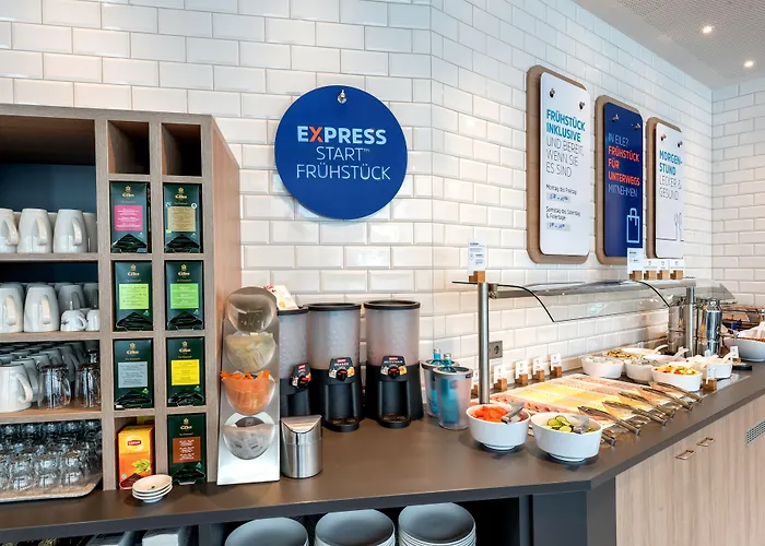 Hotel Express - By Ihg 3*